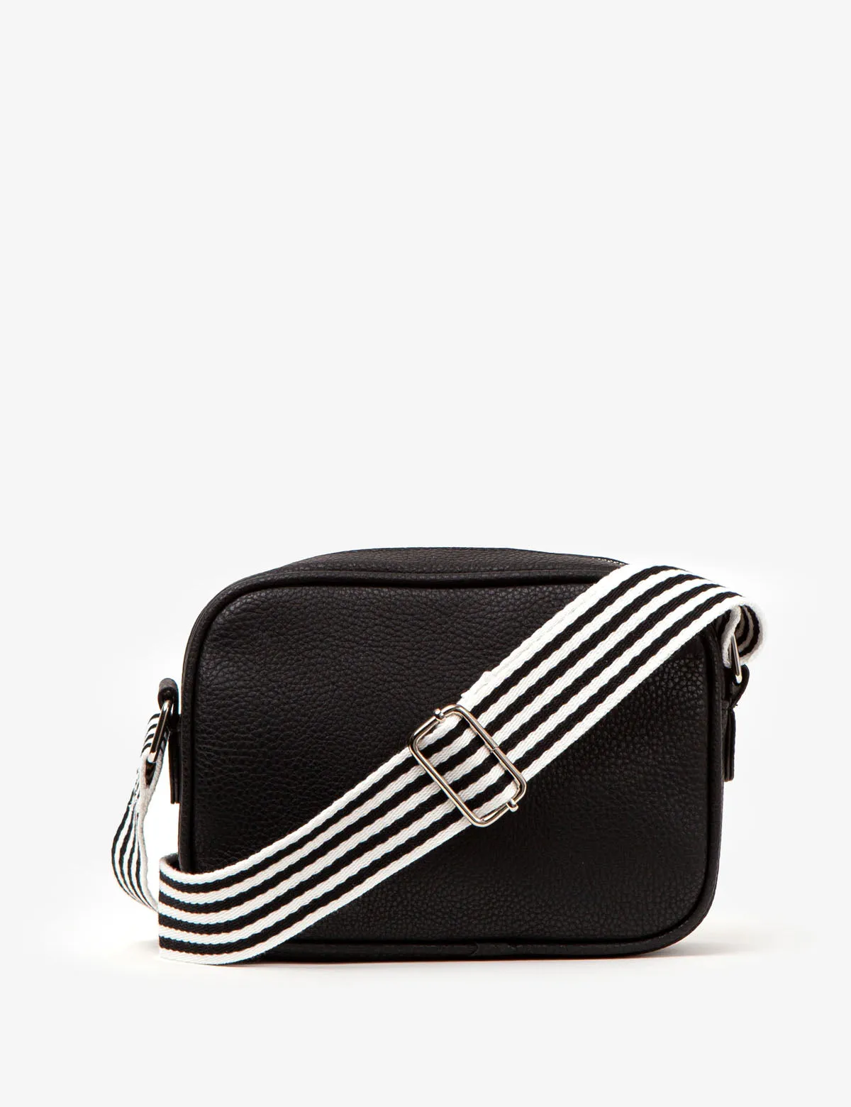 CLASSIC ZIP CROSSBODY BAG