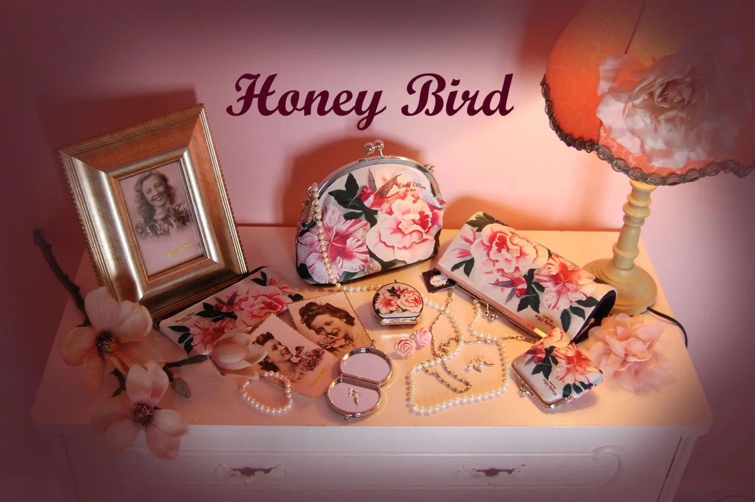 Retro compact mirror, Honeybird