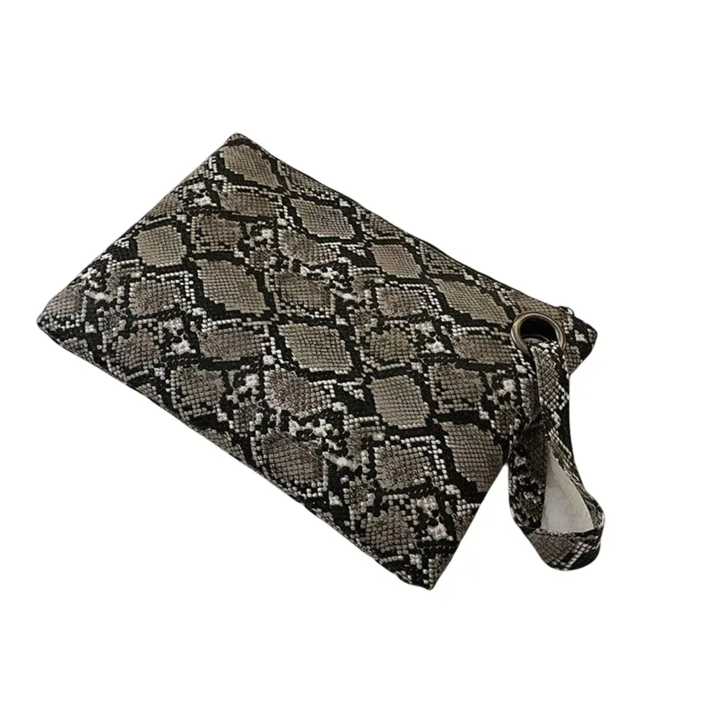 Vintage Snakeskin Envelope Bag Fashionable And Elegant Widely Snakeskin Handbag Gifts Clutches Purse khaki