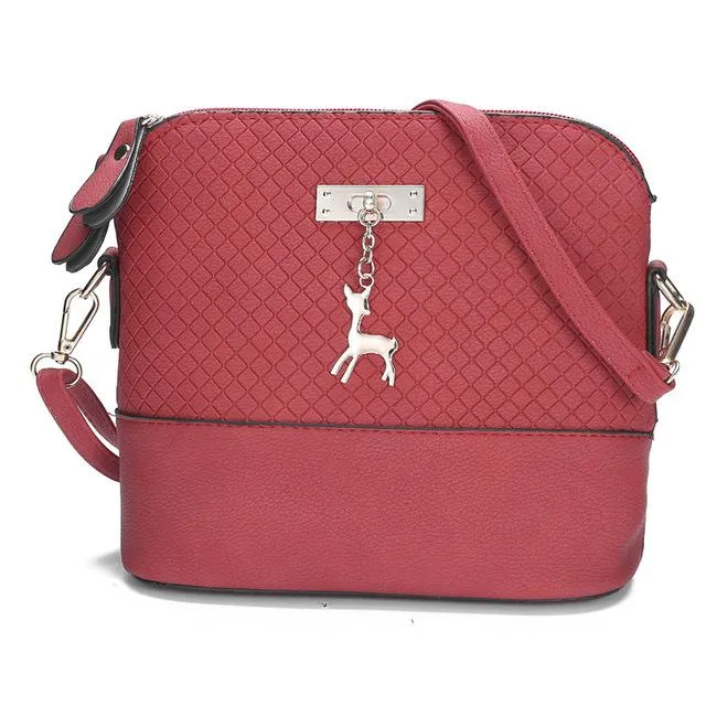 Yogodlns New female bag quality pu leather soft face women bag wild shoulder messenger bag Quilted shell bag pendant cute deer